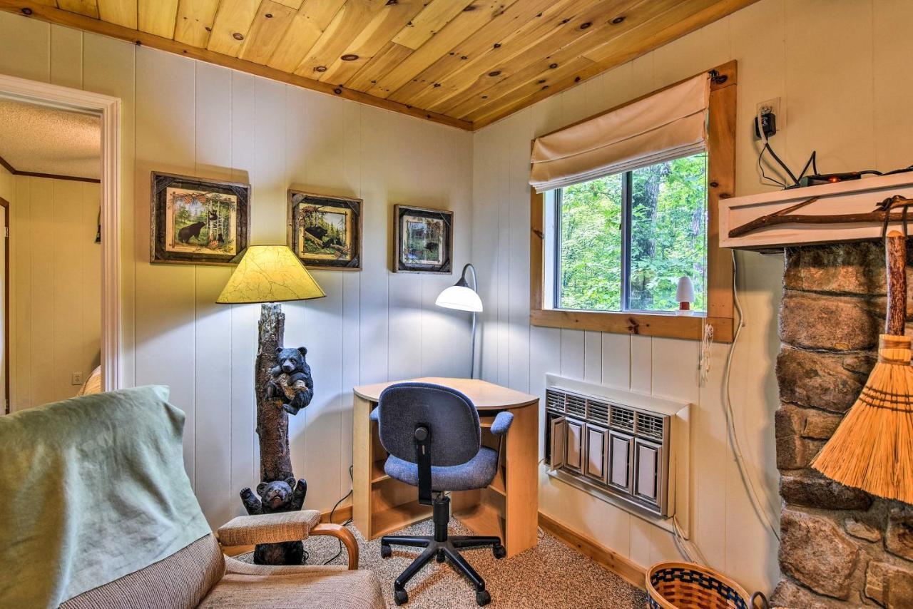 Robbinsville Cabin With Deck 3 Mi To Fontana Lake! Luaran gambar